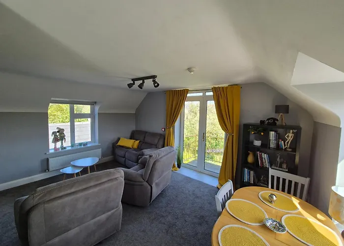 아파트 River View